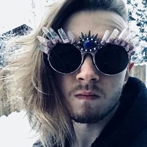 Meet your Posher, Donald